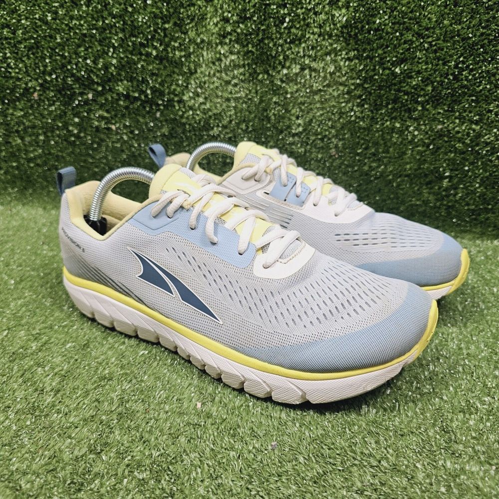 Altra Athletic Shoes in Gray and Yellow